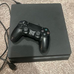 PlayStation 4 w/ 3 controllers